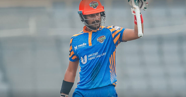 নাইম শেখের সেঞ্চুরিতে রংপুরের বিপক্ষে খুলনার সংগ্রহ ২২০